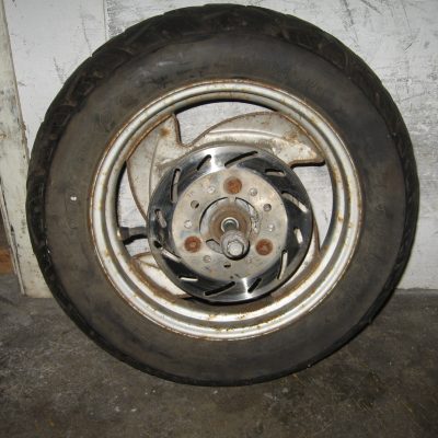 Voorwiel Sym Mio compleet