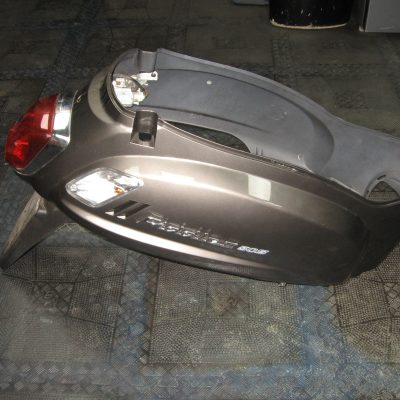 Motorscherm Links en rechts en achterlicht Sym Fiddle II