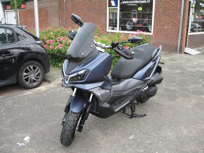 Sym ADX 300 motorscooter