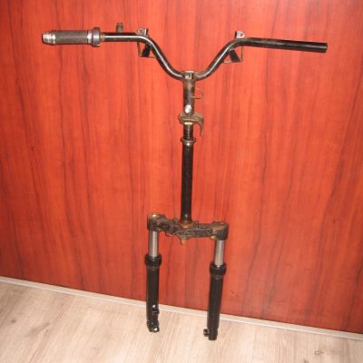 Voorvork compleet met stuur BTC/AGM Riva