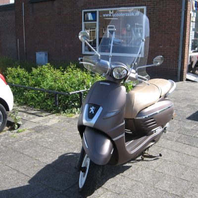 Peugeot Django
